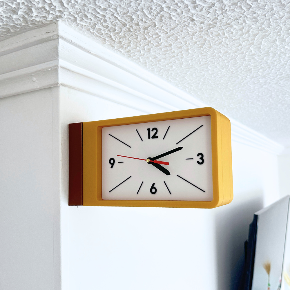 Reloj de Pared Decorativo NOOK – Cuadrado Amarillo y Café