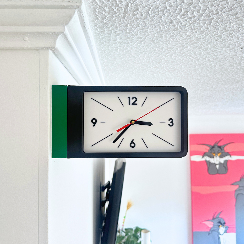 Reloj de Pared Decorativo NOOK – Cuadrado Negro y Verde